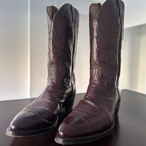 DAN POST WESTERN BOOTS- deep cherry color
